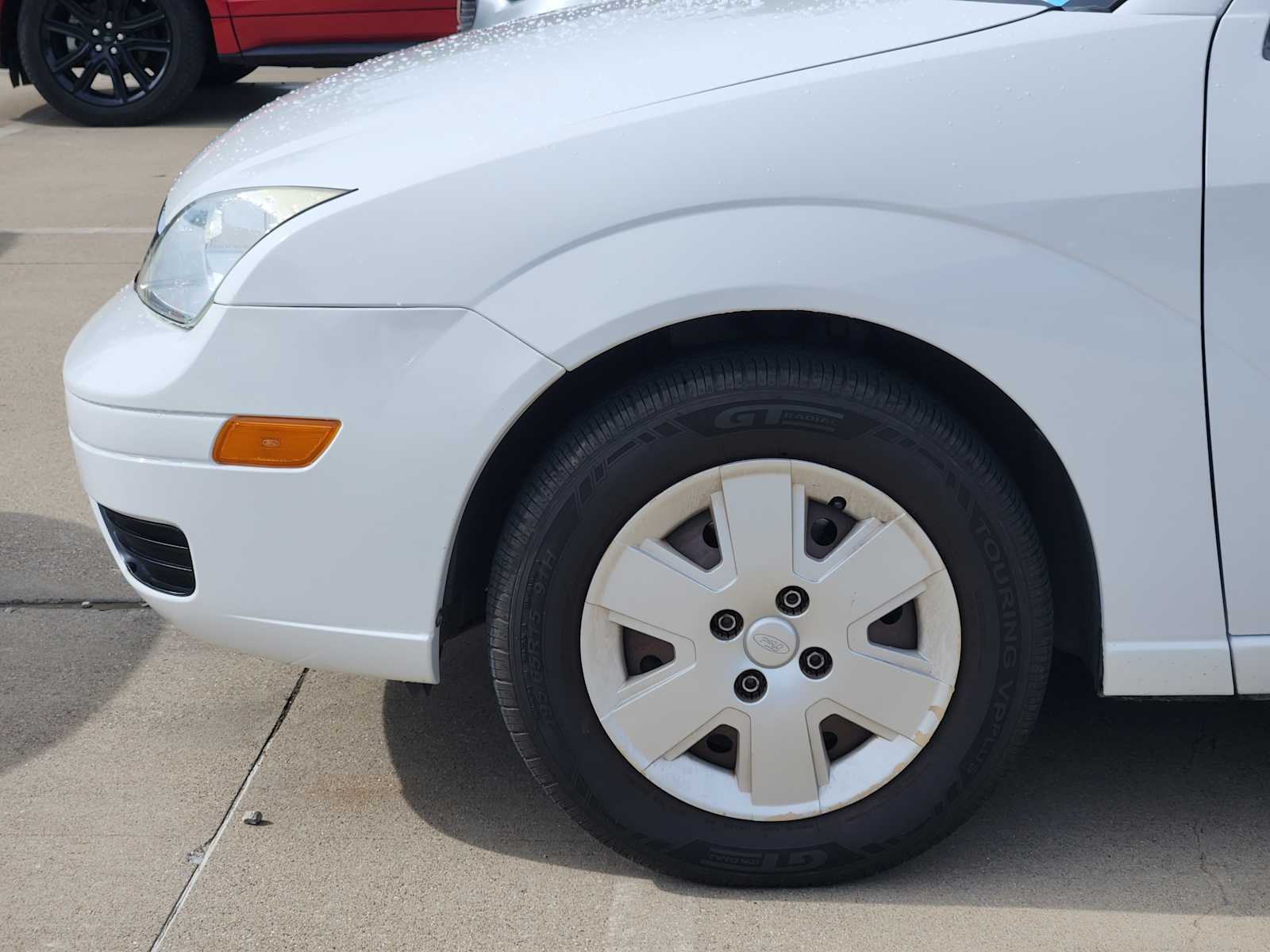 Thumbnail: 2006 Ford Focus - 11