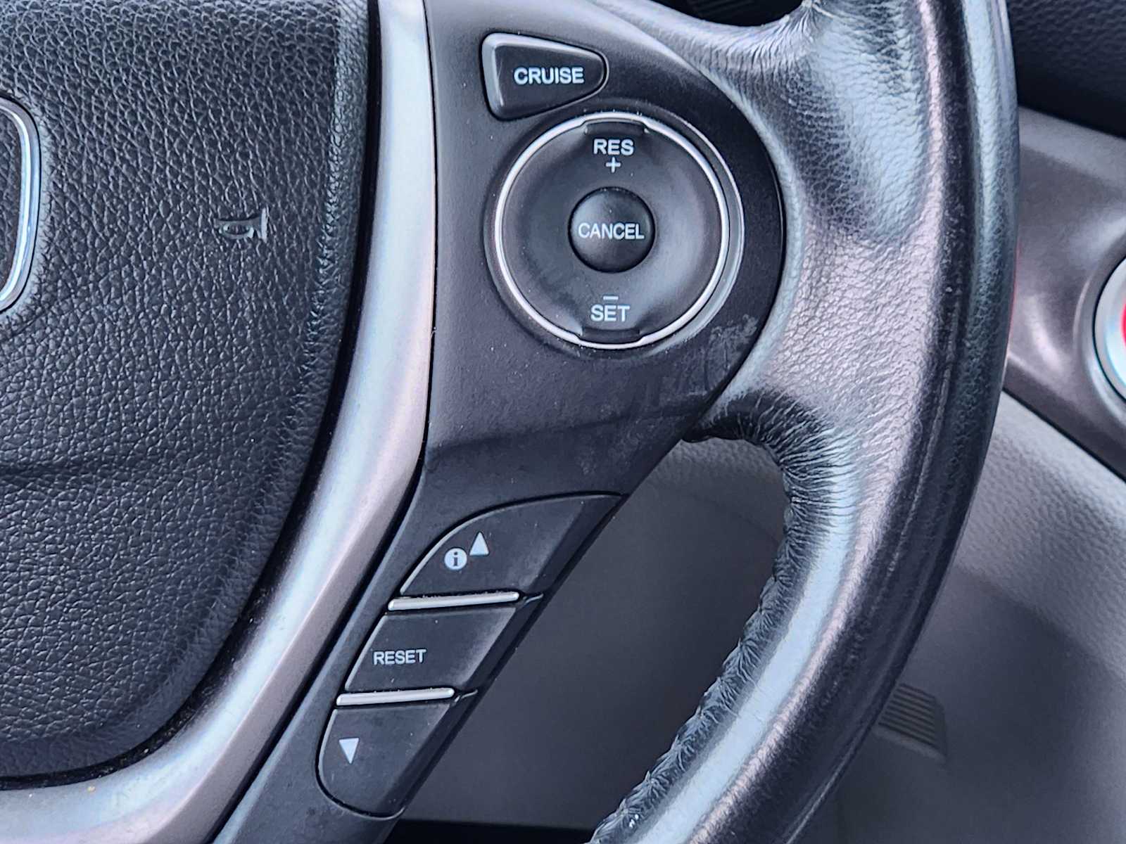 Thumbnail: 2017 Honda Ridgeline - 32