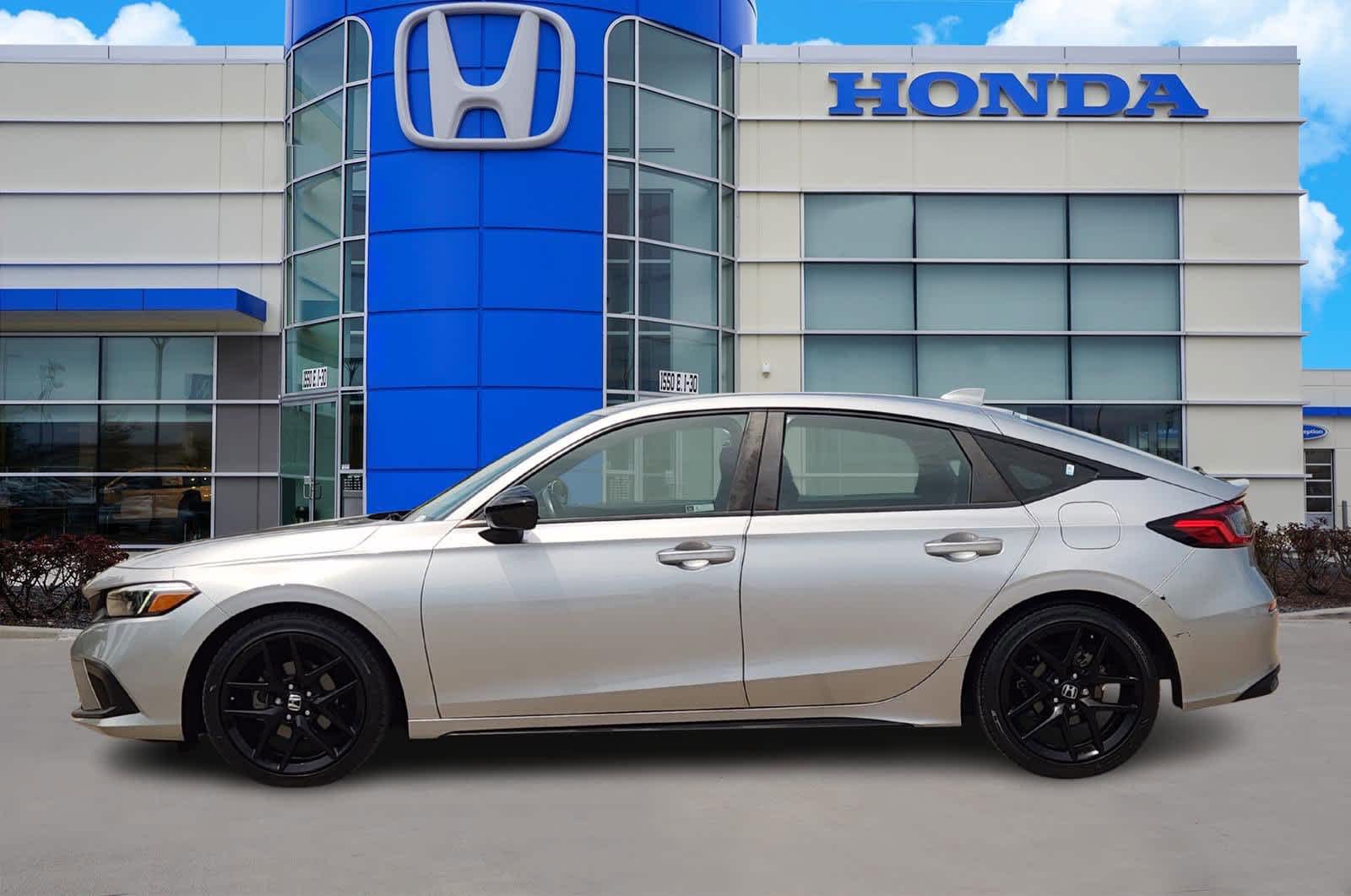 2022 Honda Civic Sport Hatchback photo 3