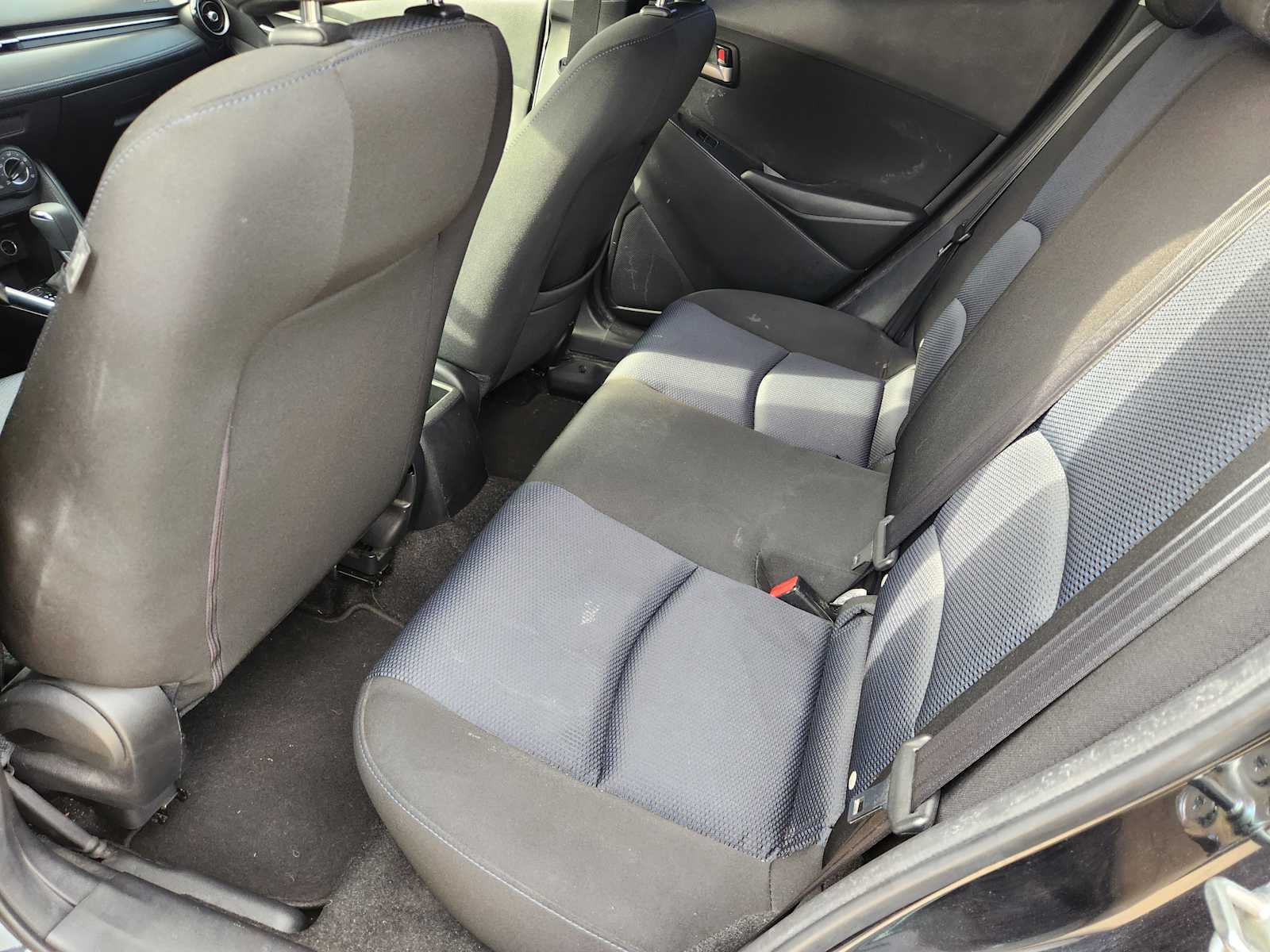 Thumbnail: 2019 Toyota Yaris - 8