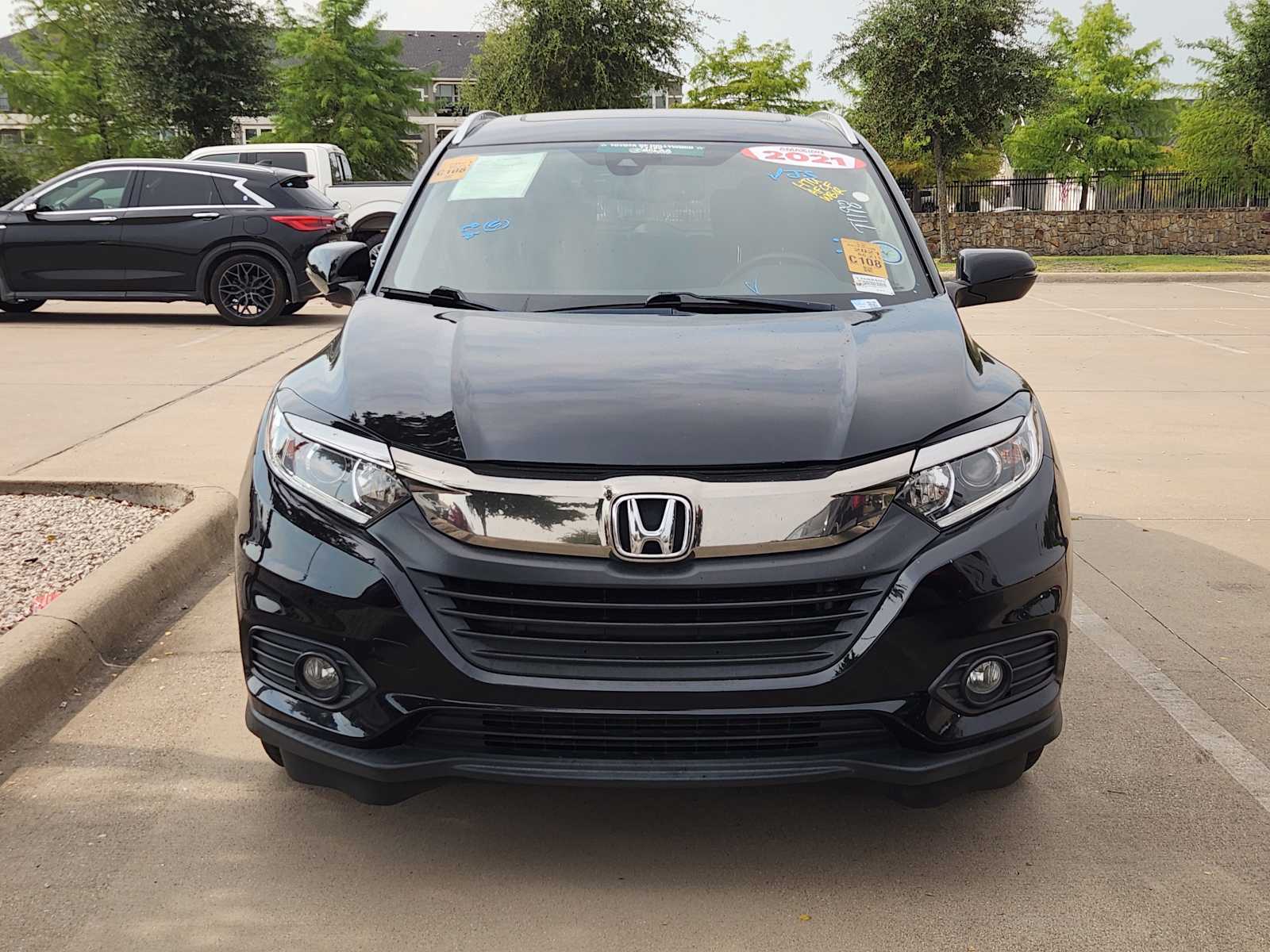 2021 Honda HR-V EX-L 2WD photo 2