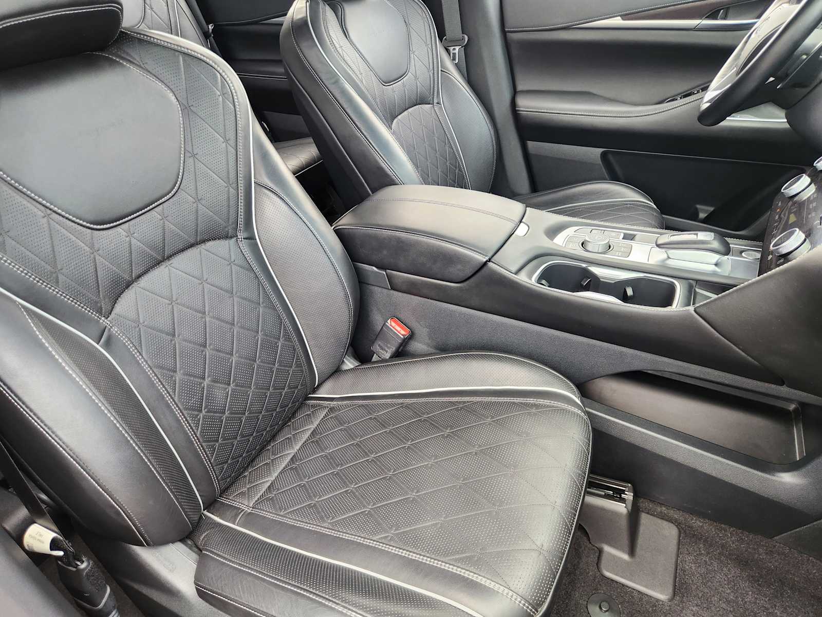 Thumbnail: 2022 INFINITI QX60 - 15