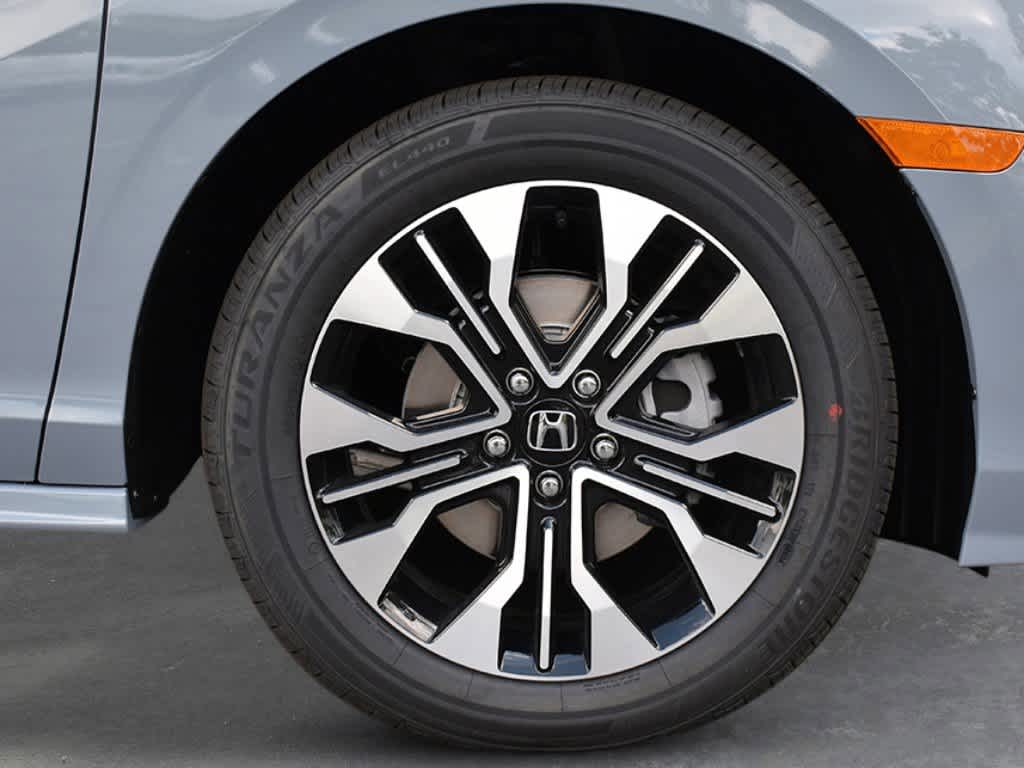 Thumbnail: 2026 Honda Odyssey - 9