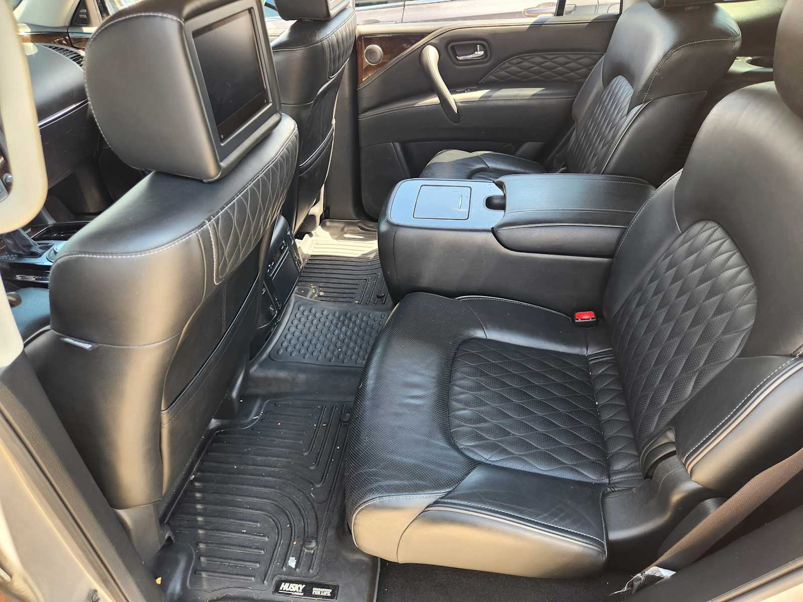 Thumbnail: 2018 INFINITI QX80 - 9