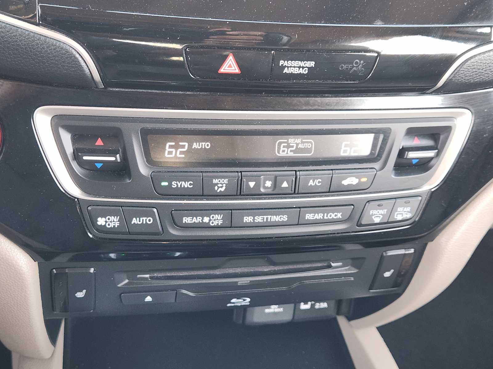 Thumbnail: 2021 Honda Pilot - 27