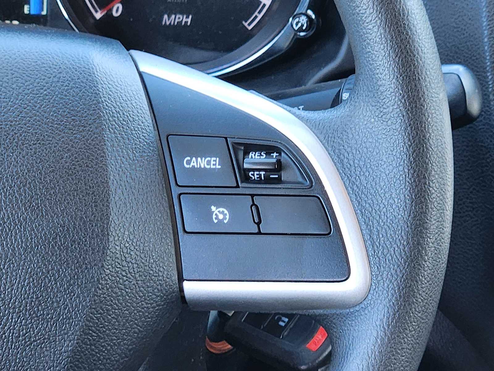 Thumbnail: 2018 Mitsubishi Outlander Sport - 32