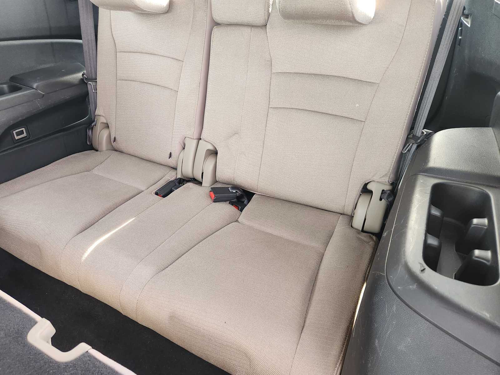 Thumbnail: 2016 Honda Pilot - 14