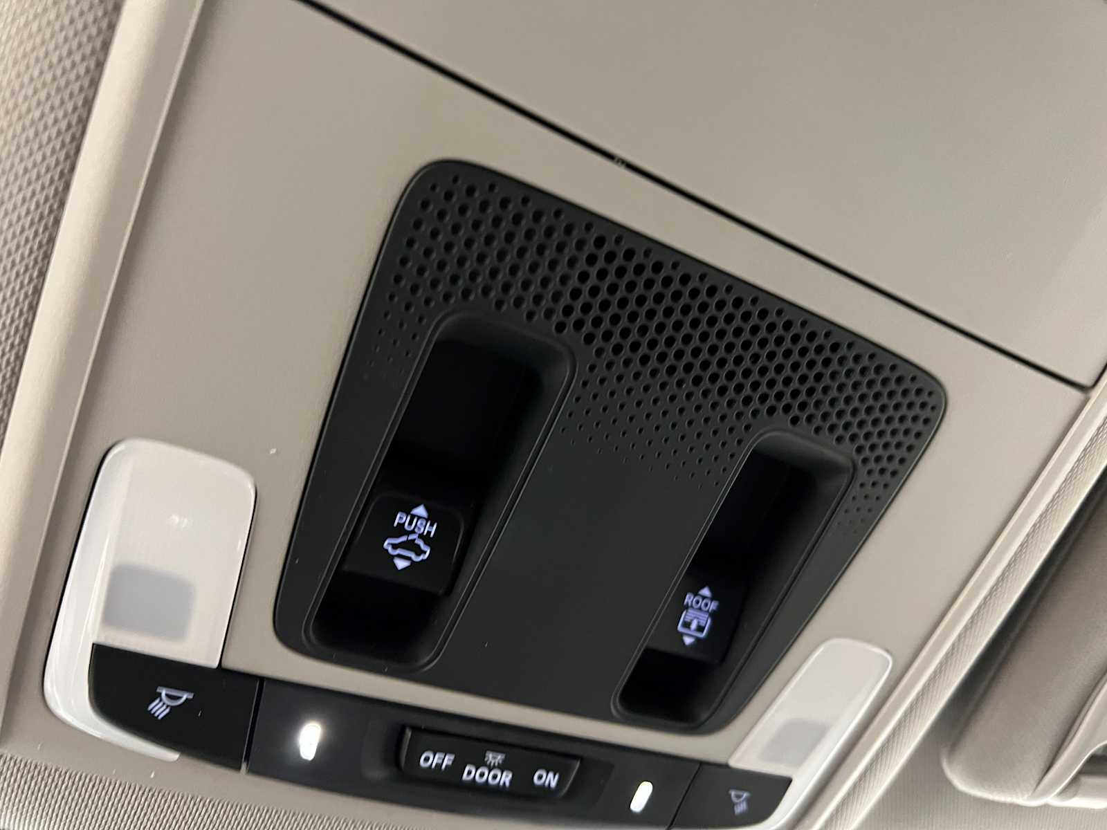 Thumbnail: 2025 Honda Pilot - 27