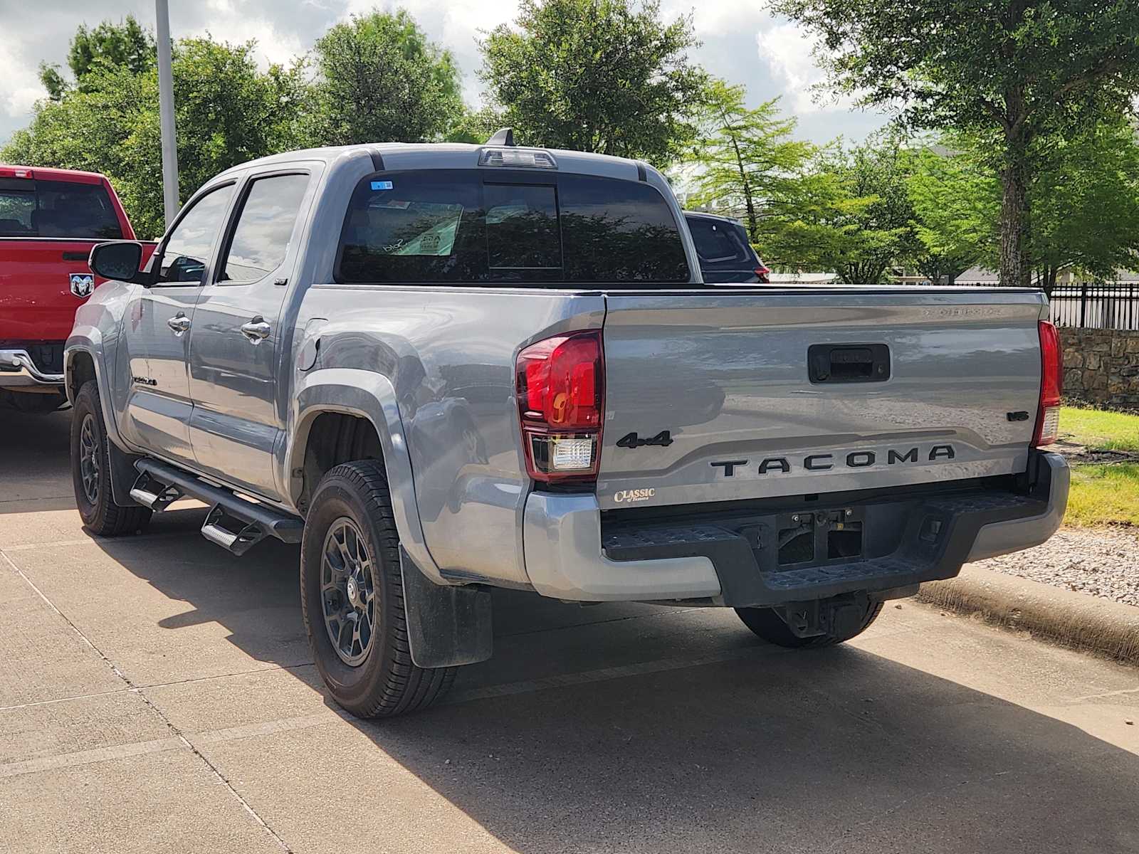 Thumbnail: 2021 Toyota Tacoma - 6