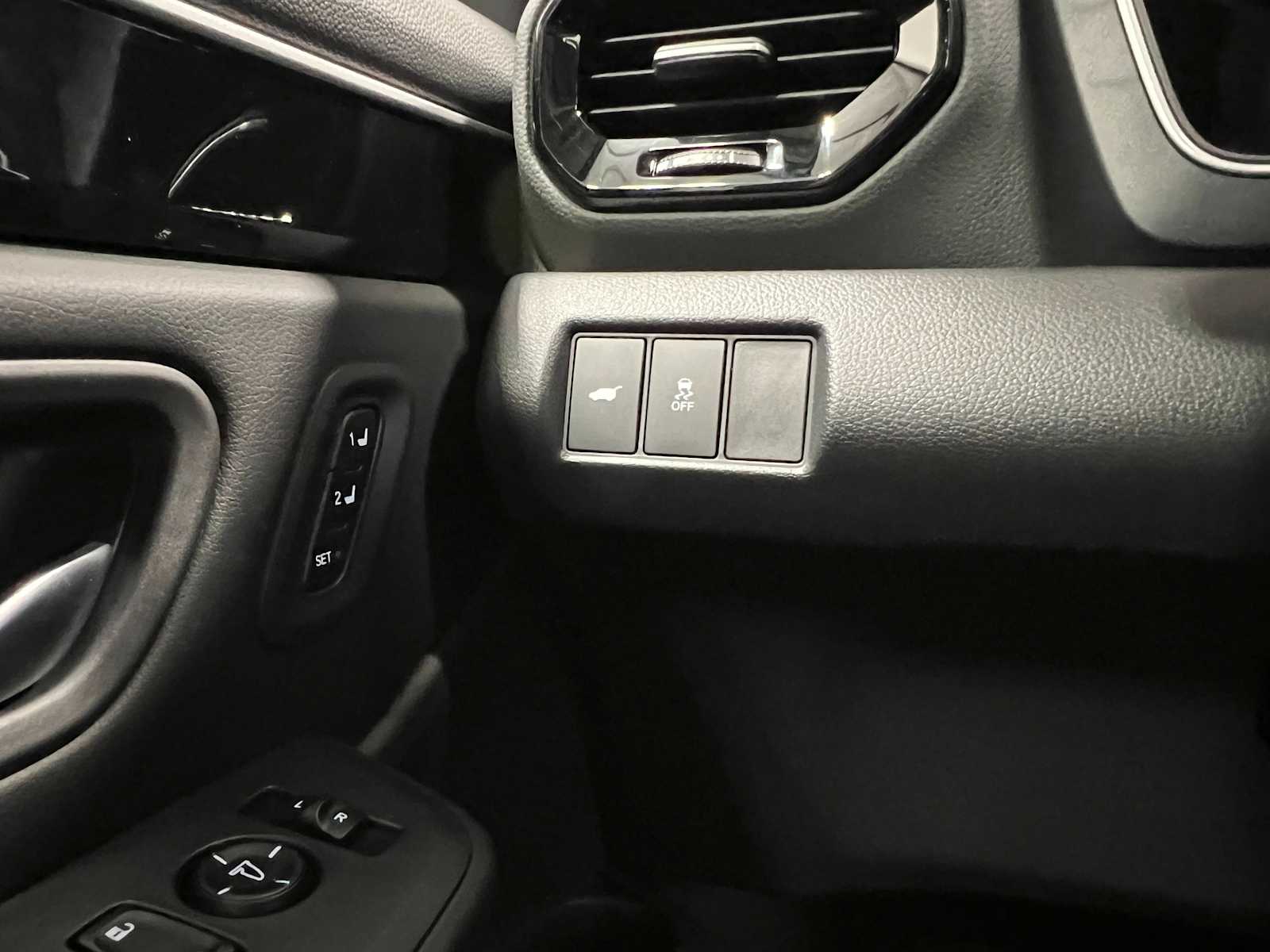 Thumbnail: 2025 Honda Pilot - 17