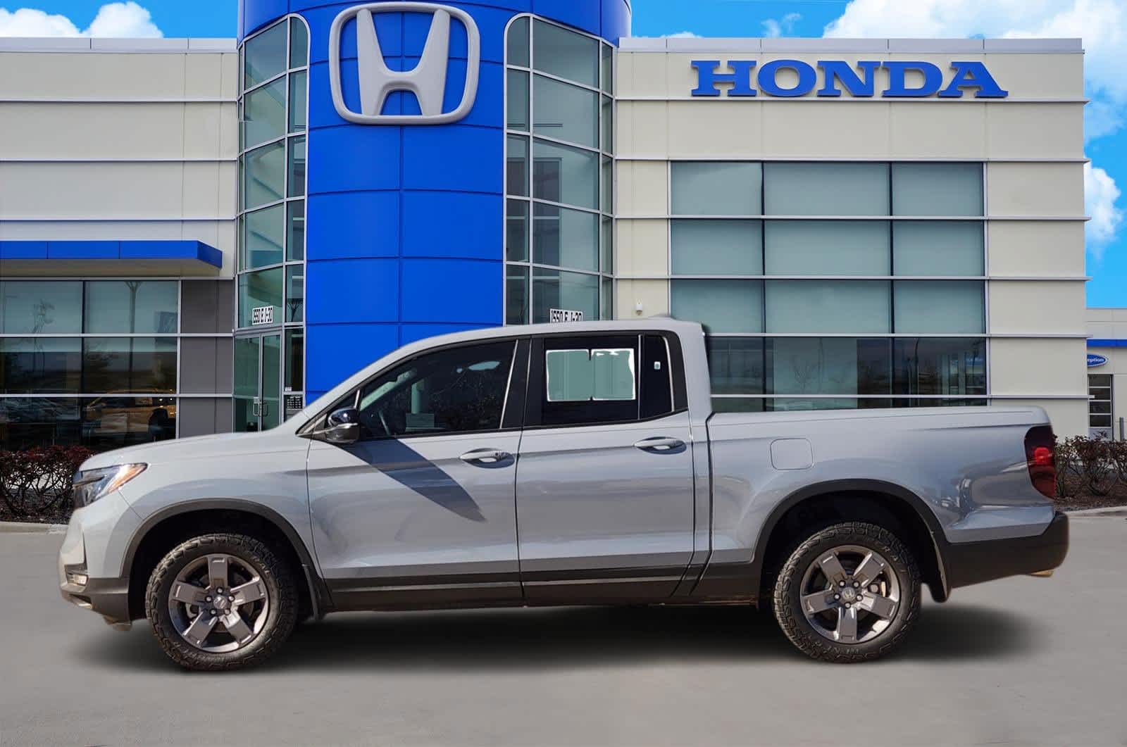 Thumbnail: 2025 Honda Ridgeline - 3
