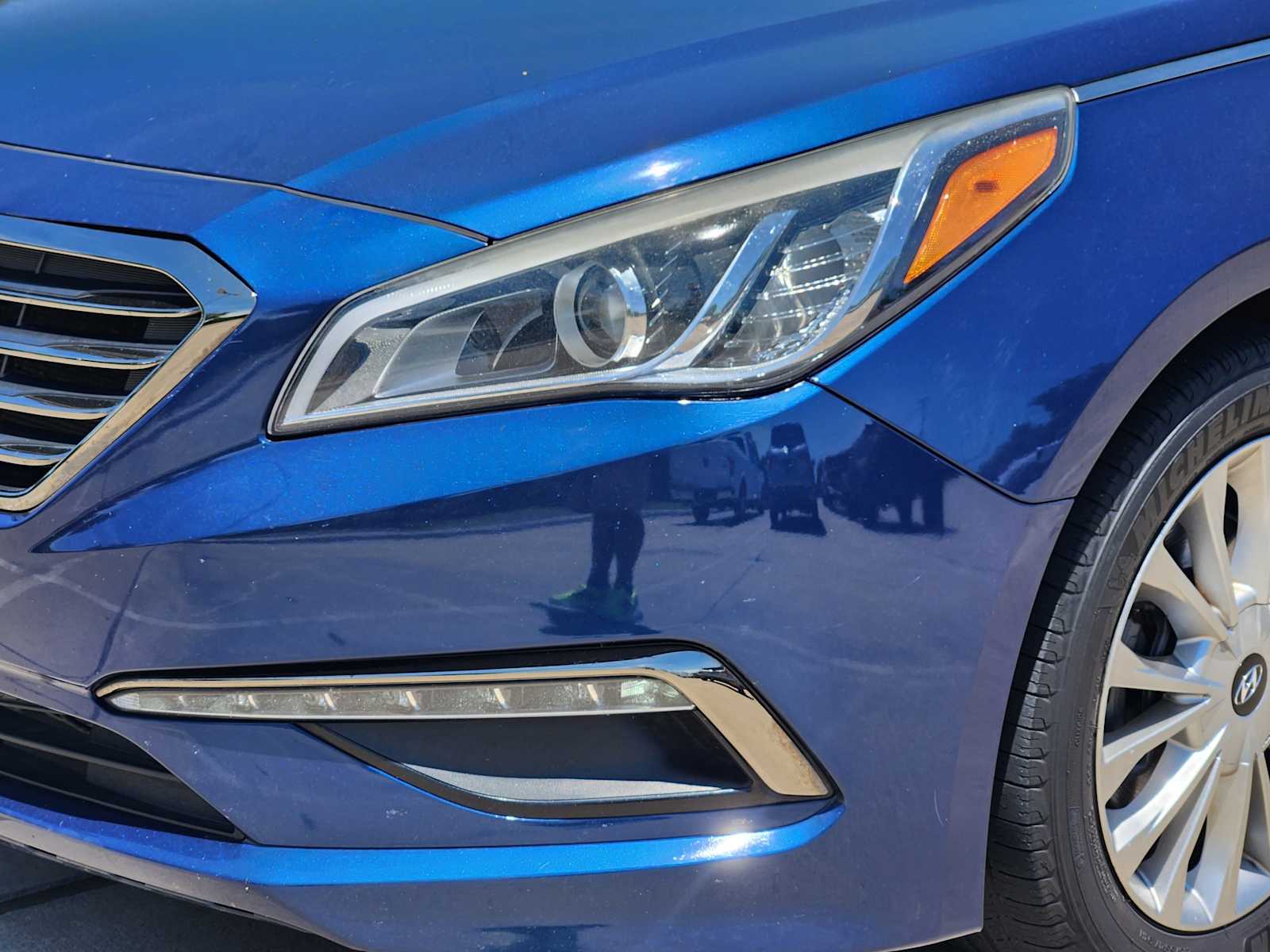 Thumbnail: 2015 Hyundai Sonata - 23