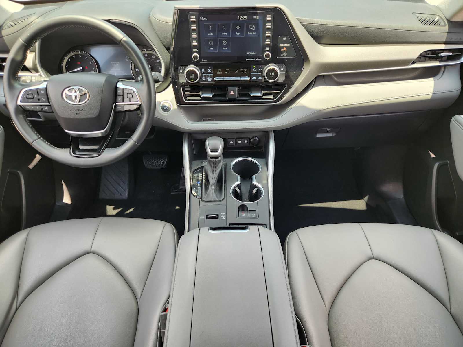 Thumbnail: 2021 Toyota Highlander - 9