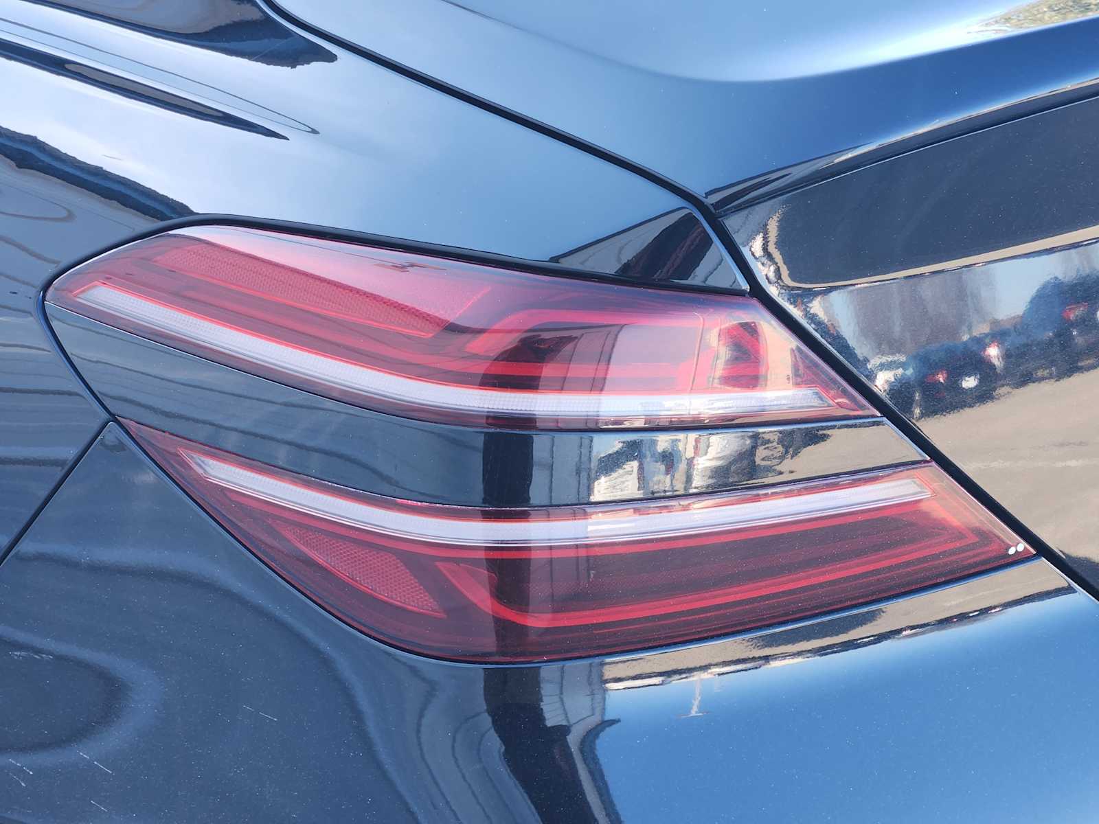 Thumbnail: 2022 Genesis G70 - 12