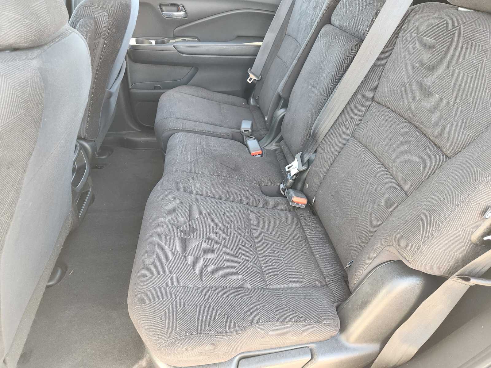 Thumbnail: 2019 Honda Pilot - 13