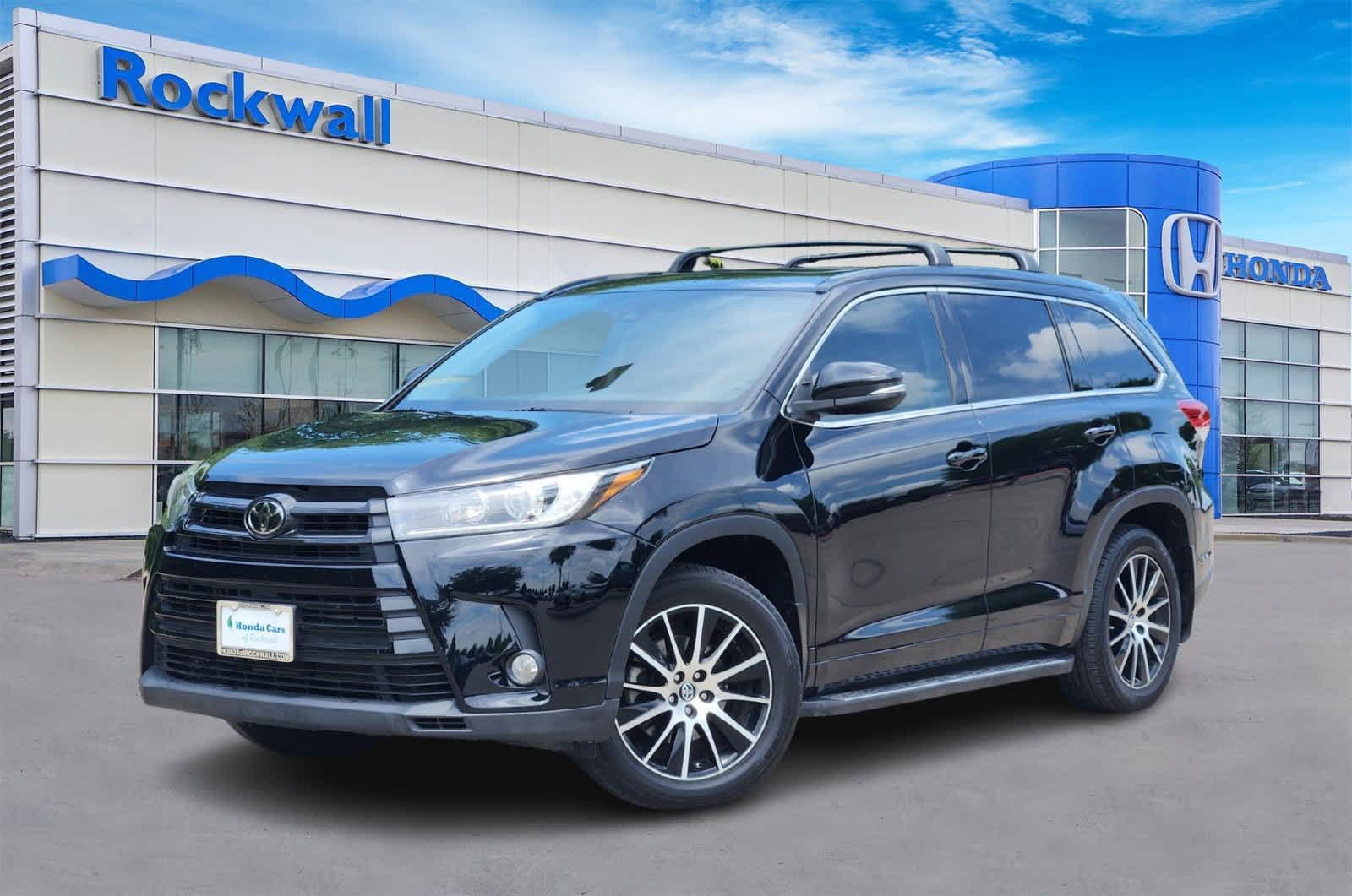 2018 Toyota Highlander SE -
                  Rockwall, TX