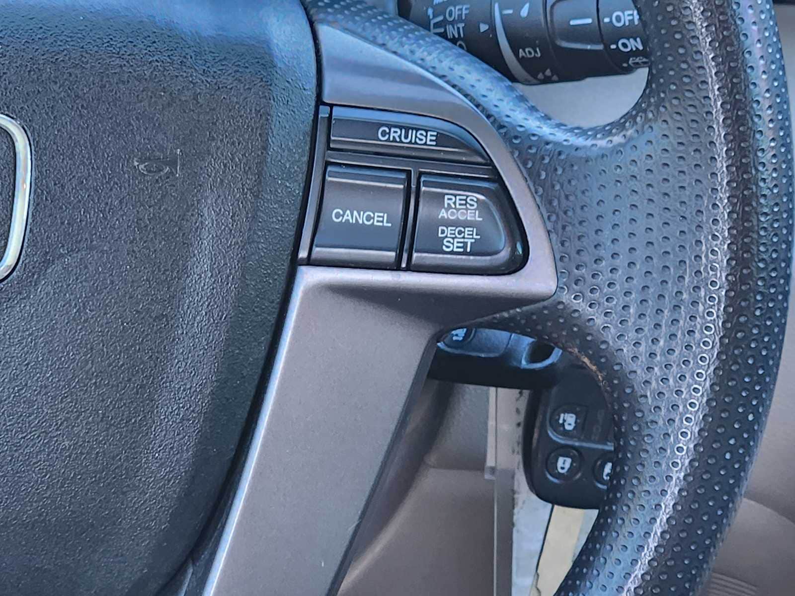 Thumbnail: 2013 Honda Odyssey - 31