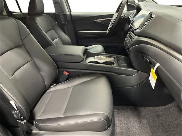 Thumbnail: 2025 Honda Ridgeline - 23