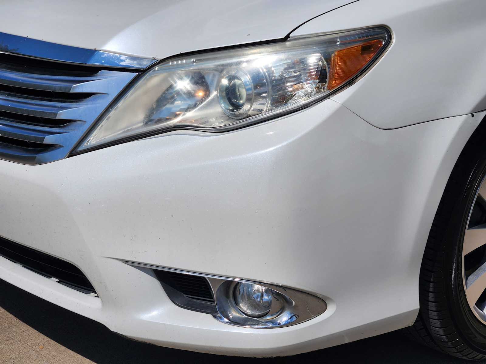 Thumbnail: 2012 Toyota Avalon - 23