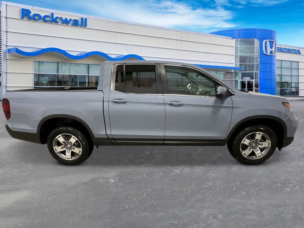 Thumbnail: 2025 Honda Ridgeline - 8