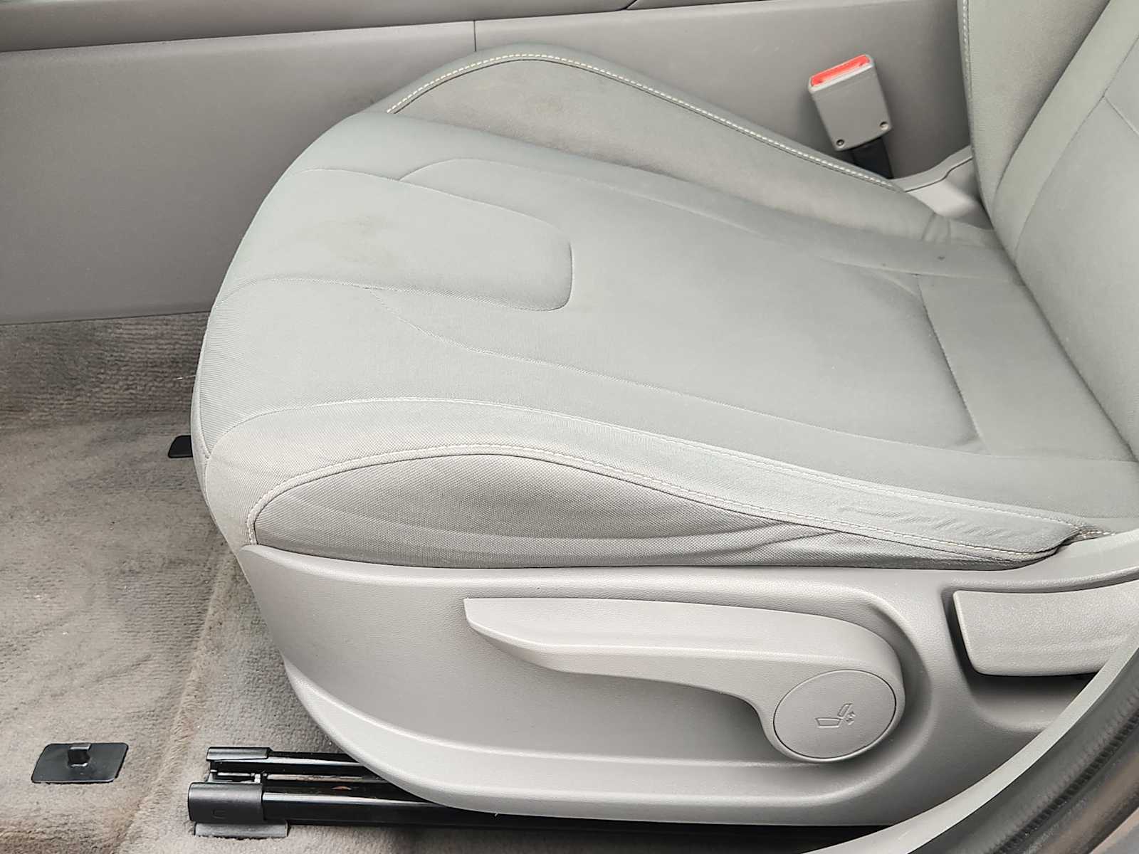 Thumbnail: 2023 Hyundai Elantra - 30