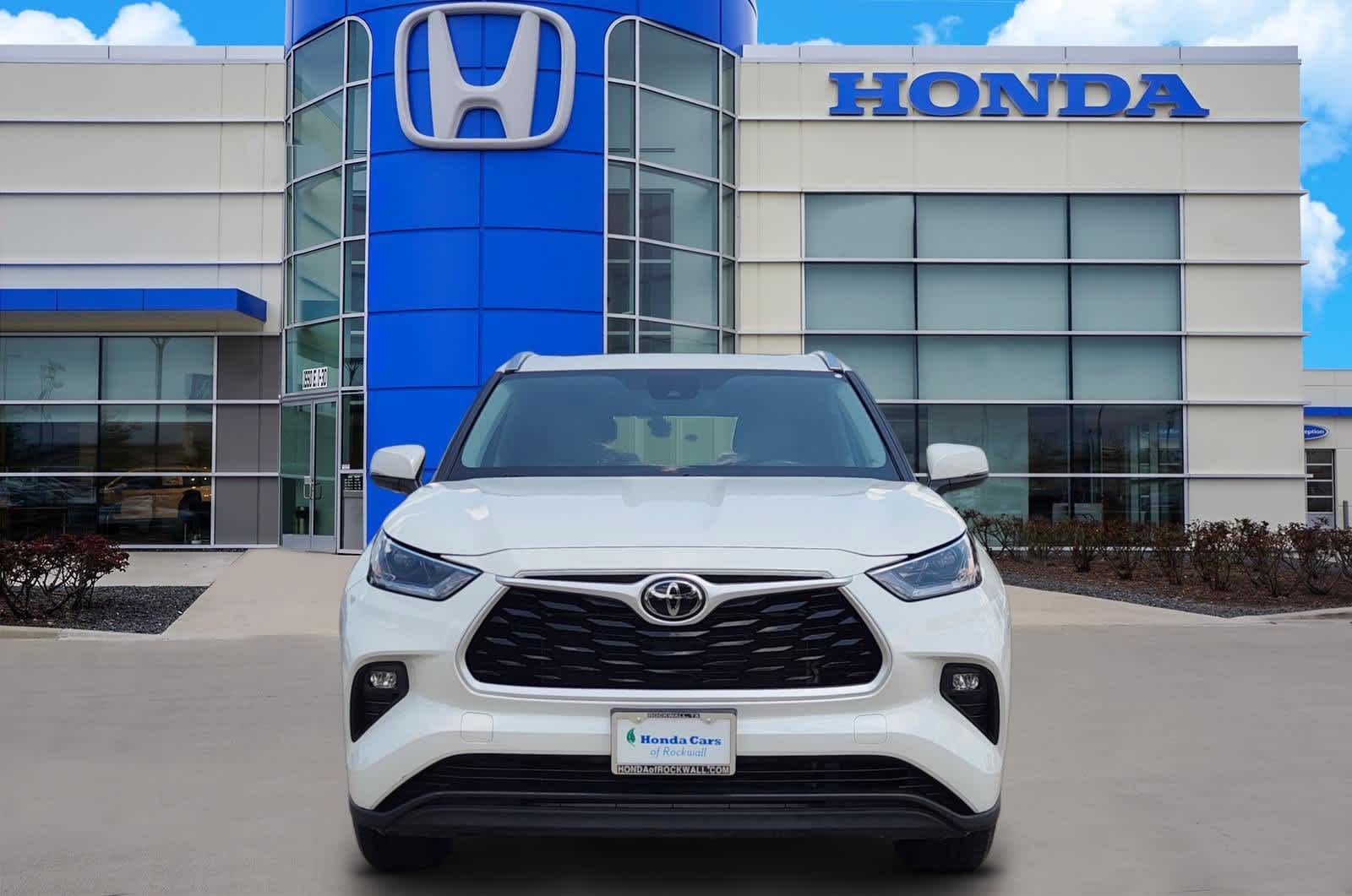 Thumbnail: 2021 Toyota Highlander - 5