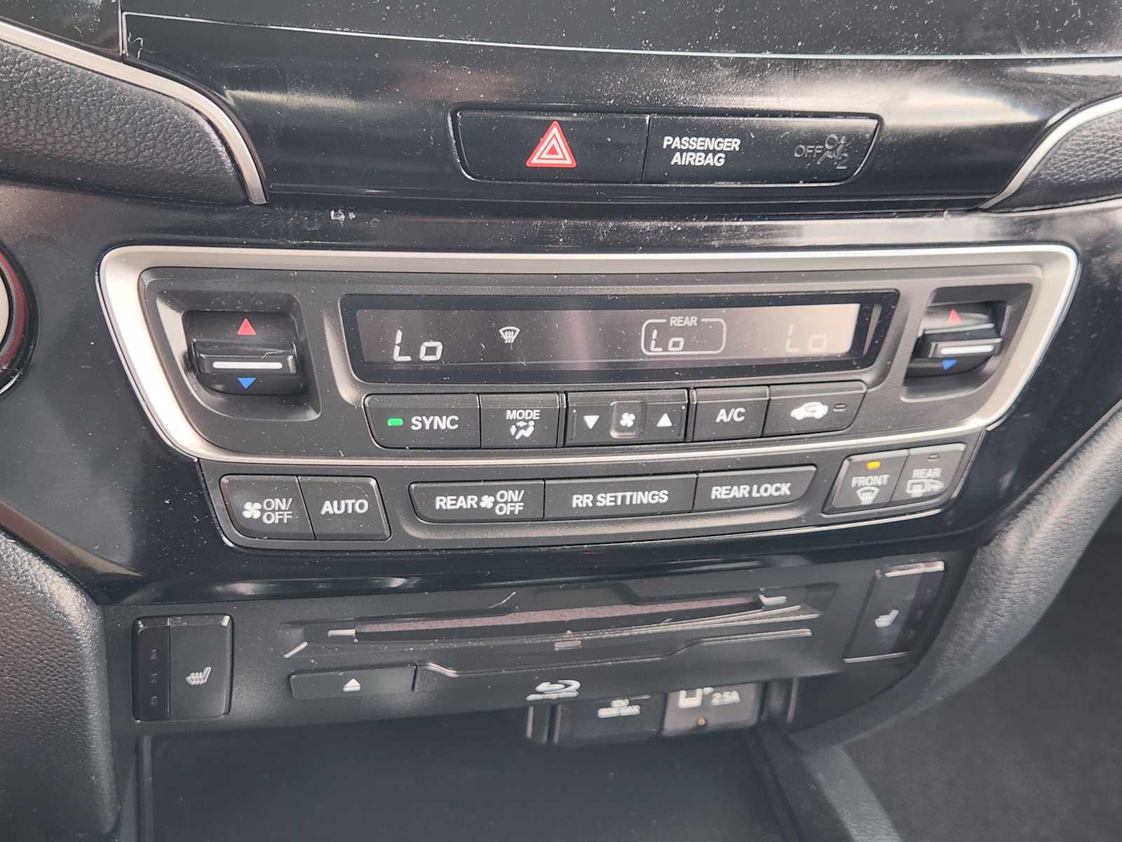 Thumbnail: 2022 Honda Pilot - 27