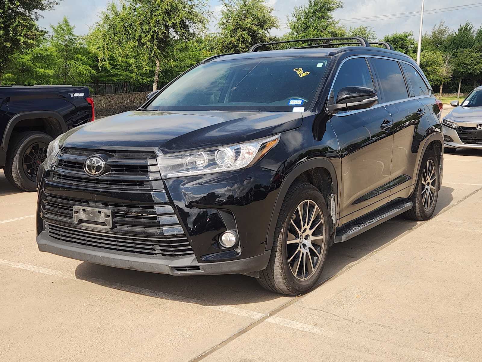 Thumbnail: 2018 Toyota Highlander - 1