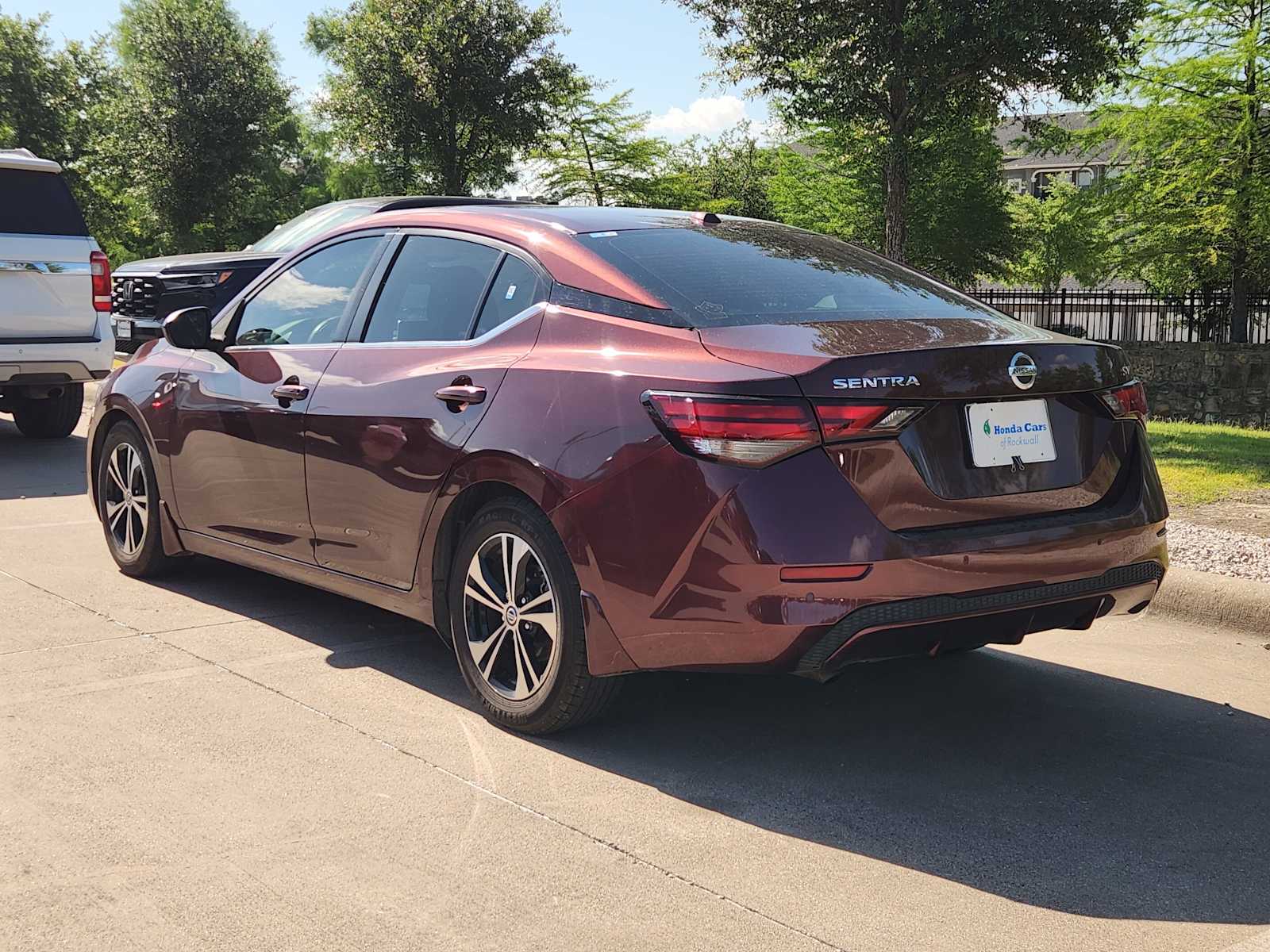 Thumbnail: 2021 Nissan Sentra - 6