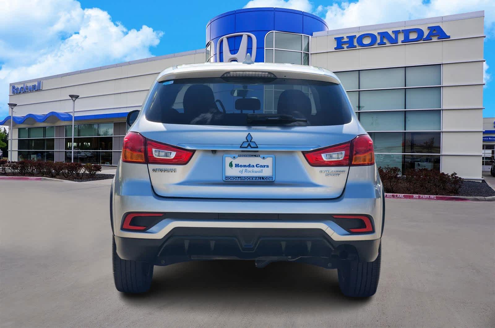 Thumbnail: 2018 Mitsubishi Outlander Sport - 5