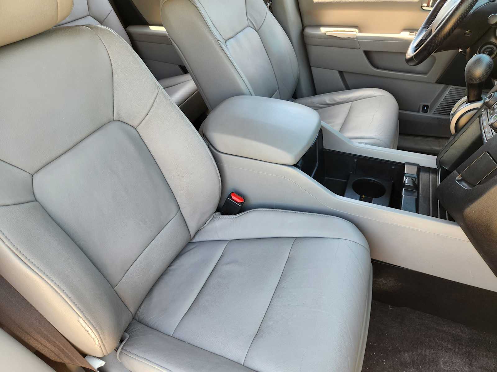 Thumbnail: 2012 Honda Pilot - 15