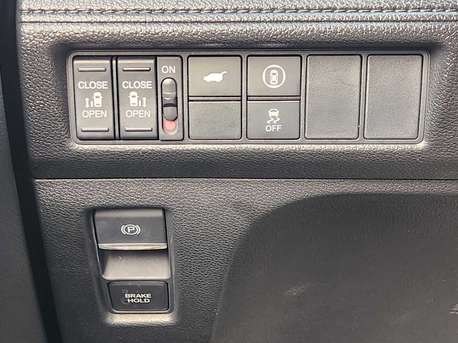 Thumbnail: 2023 Honda Odyssey - 28