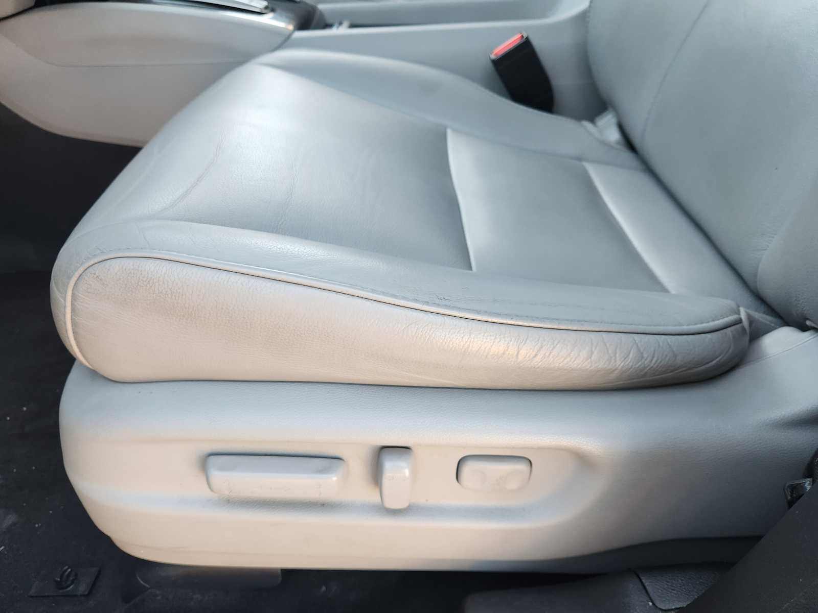 Thumbnail: 2017 Honda Pilot - 31