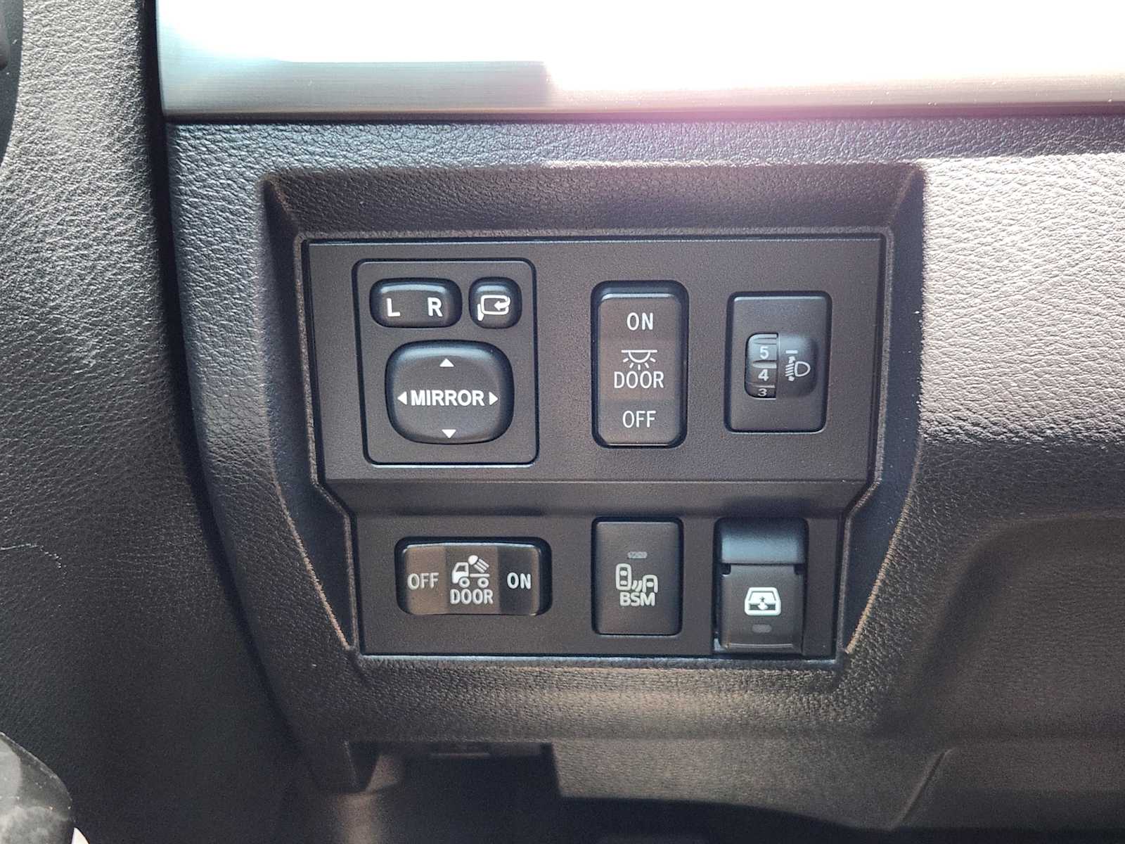 2017 Toyota Tundra Platinum 21