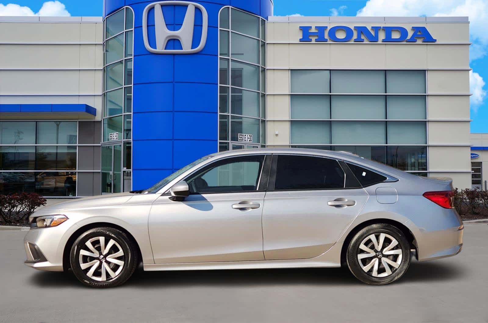 Thumbnail: 2024 Honda Civic - 3