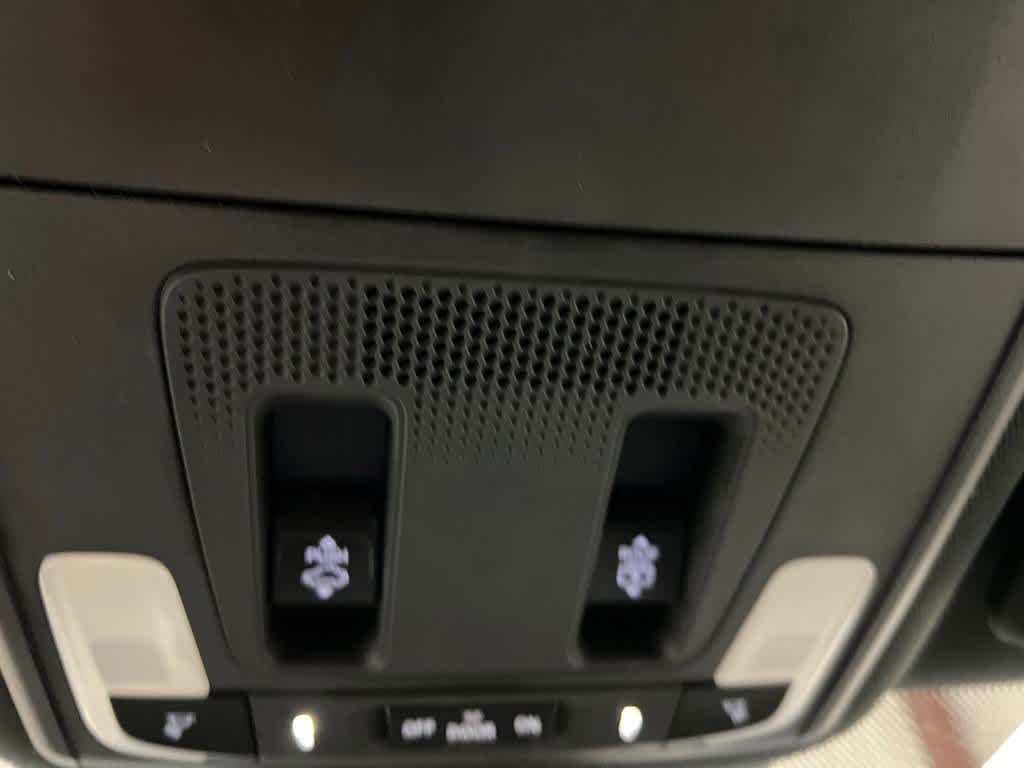 Thumbnail: 2025 Honda Pilot - 25