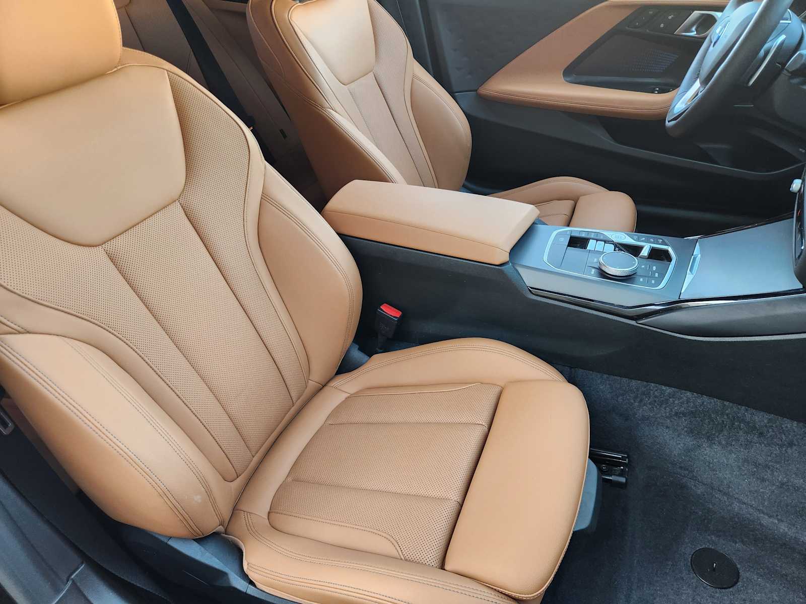 Thumbnail: 2024 BMW 2 Series - 13