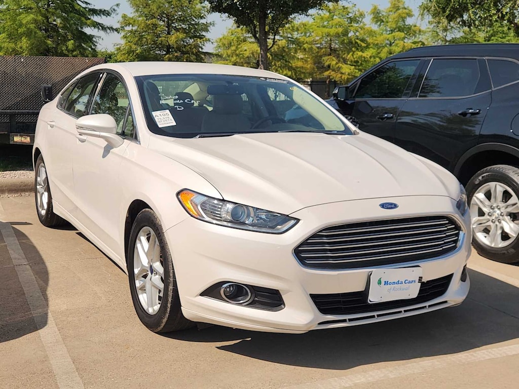 Used 2013 Ford Fusion SE Sedan