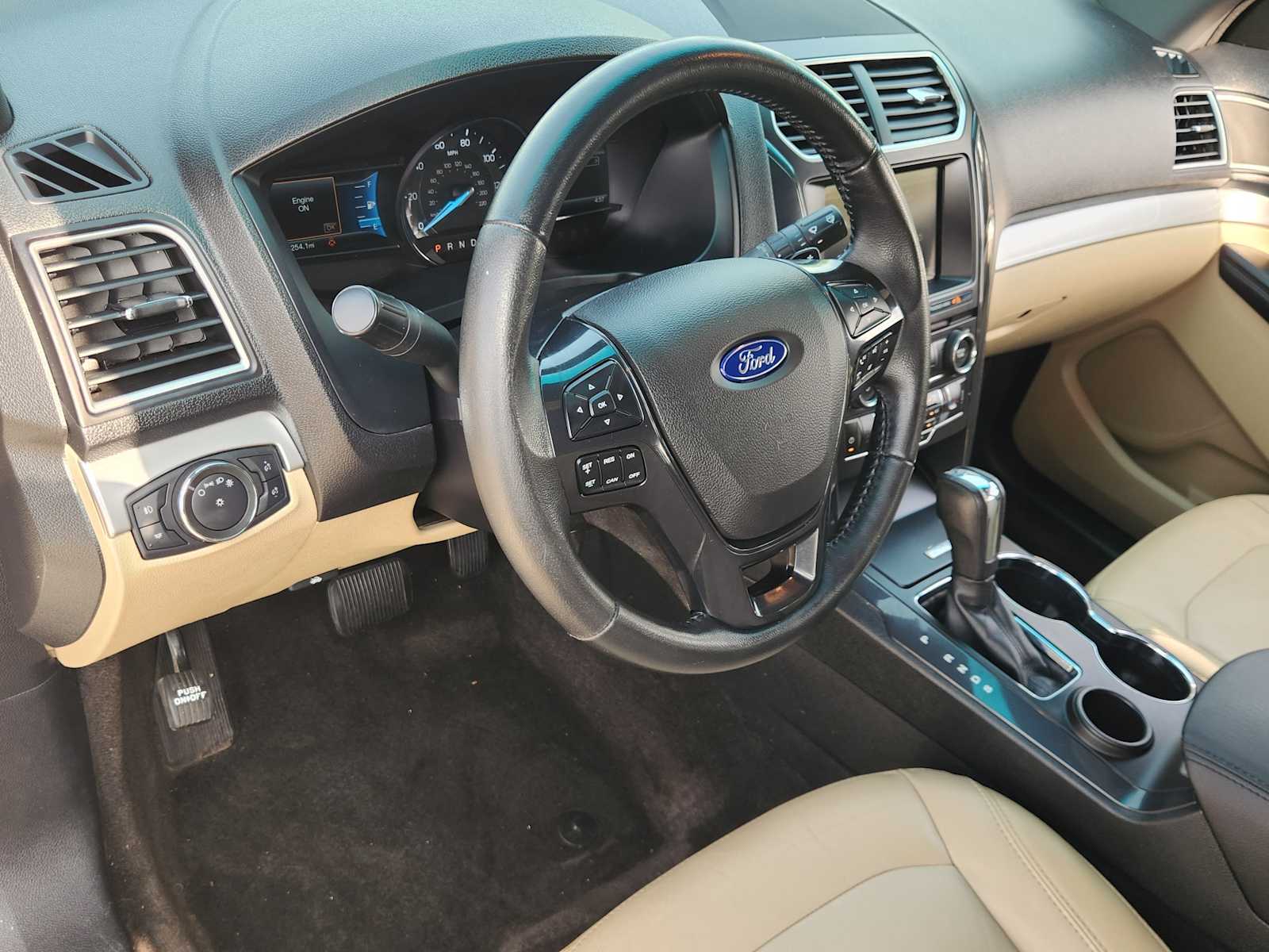 Thumbnail: 2016 Ford Explorer - 2