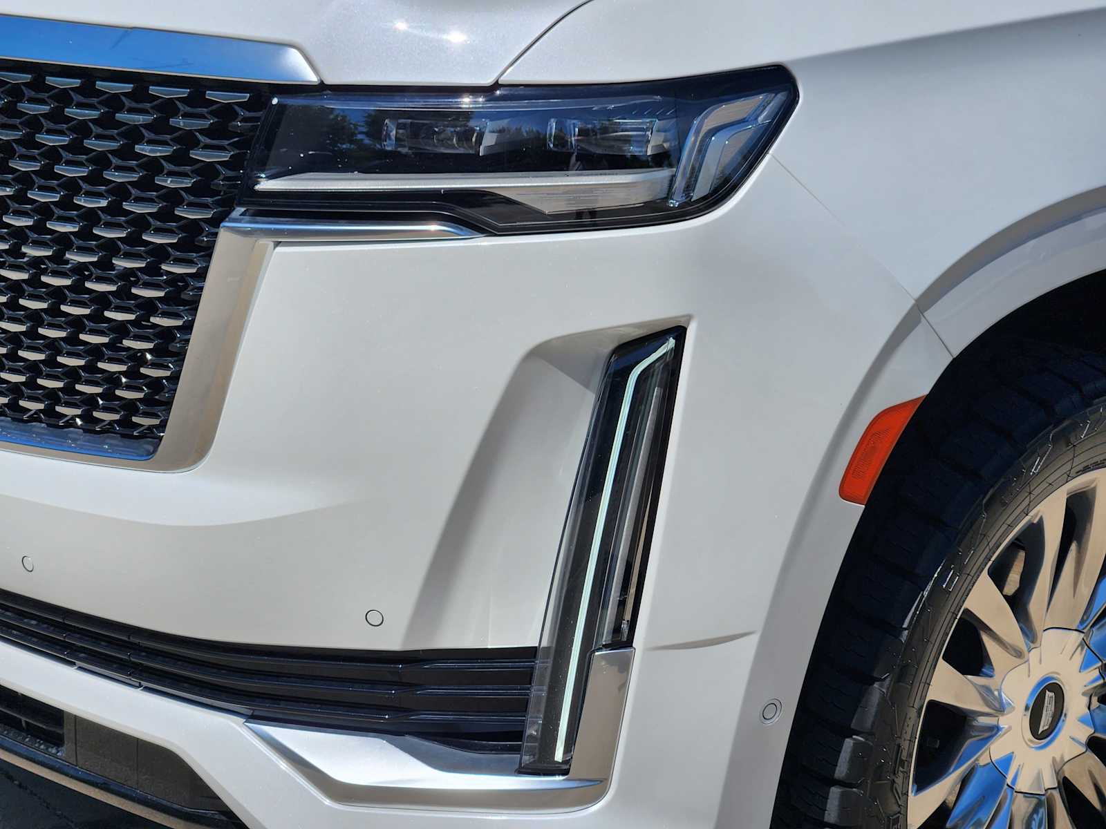 2021 Cadillac Escalade Premium Luxury 23