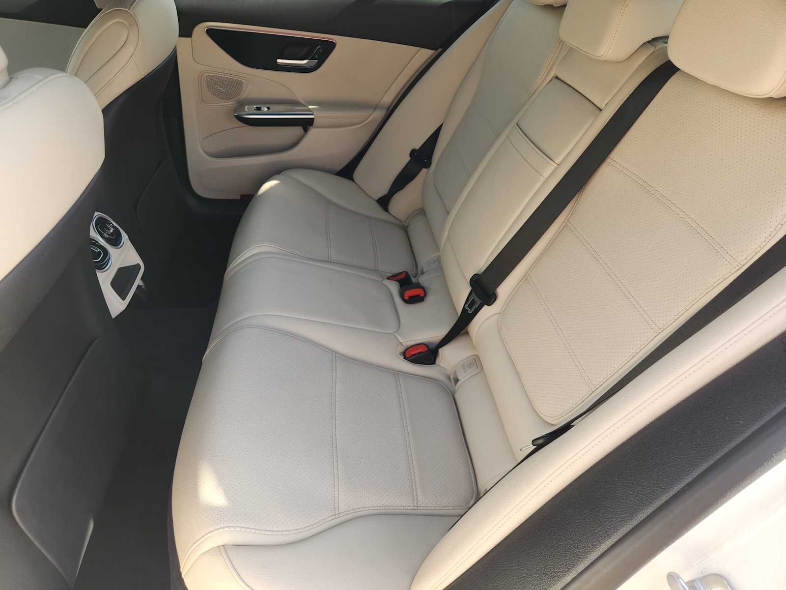 Thumbnail: 2024 Mercedes-Benz C-Class - 13