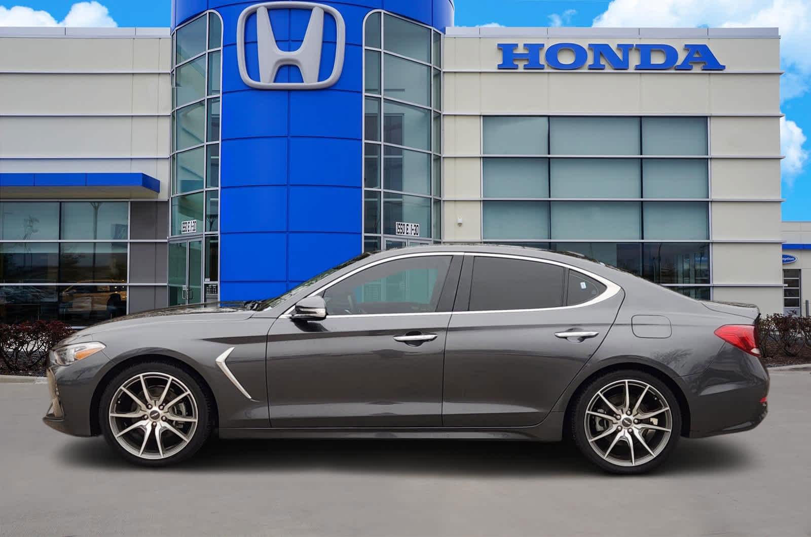 Thumbnail: 2021 Genesis G70 - 3