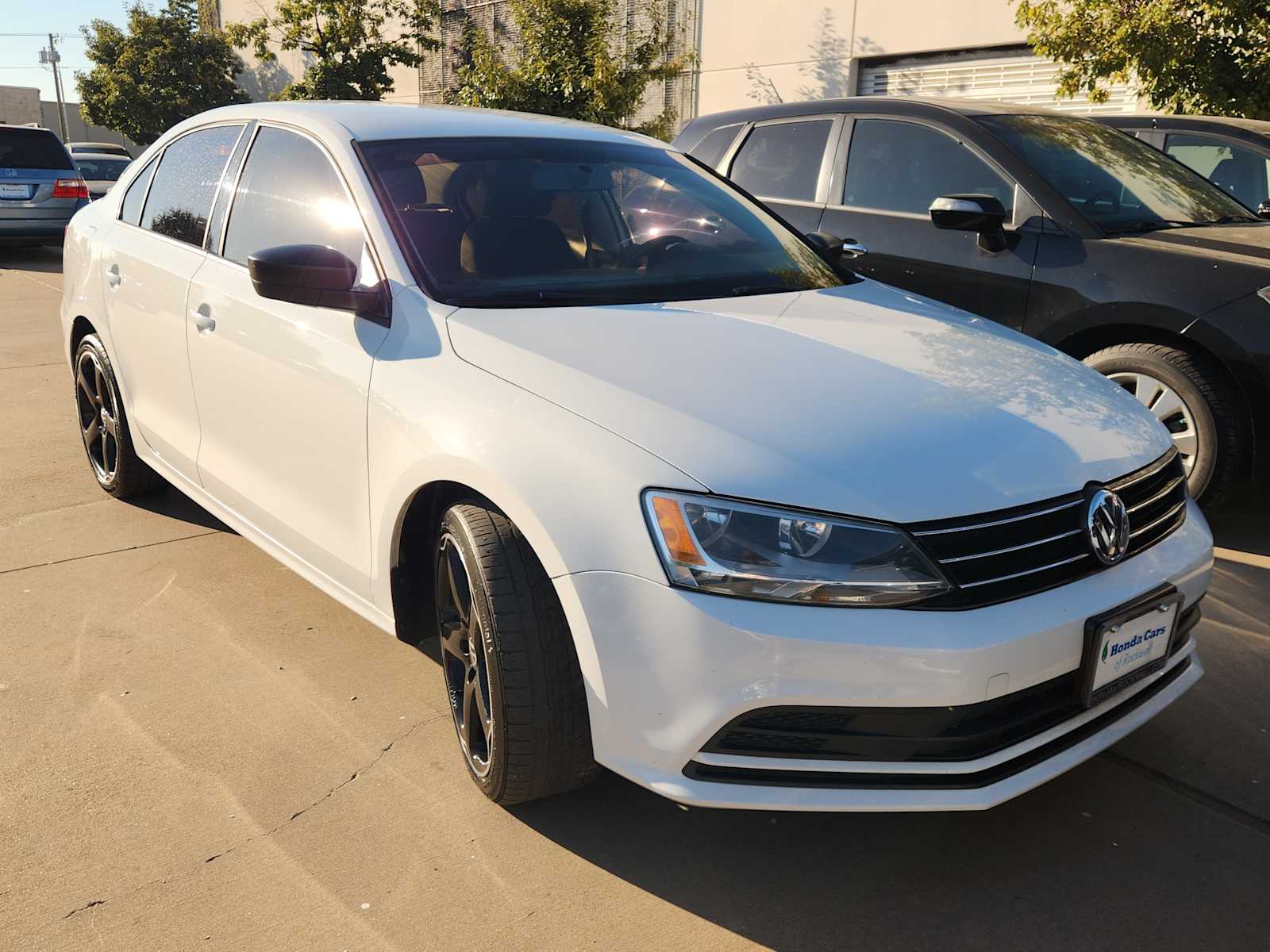 Thumbnail: 2015 Volkswagen Jetta - 3