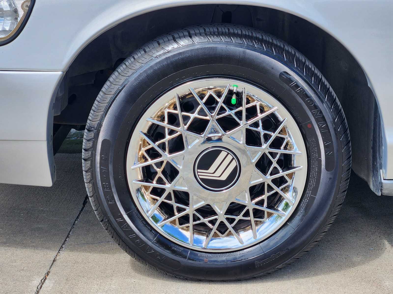 Thumbnail: 2000 Mercury Grand Marquis - 22