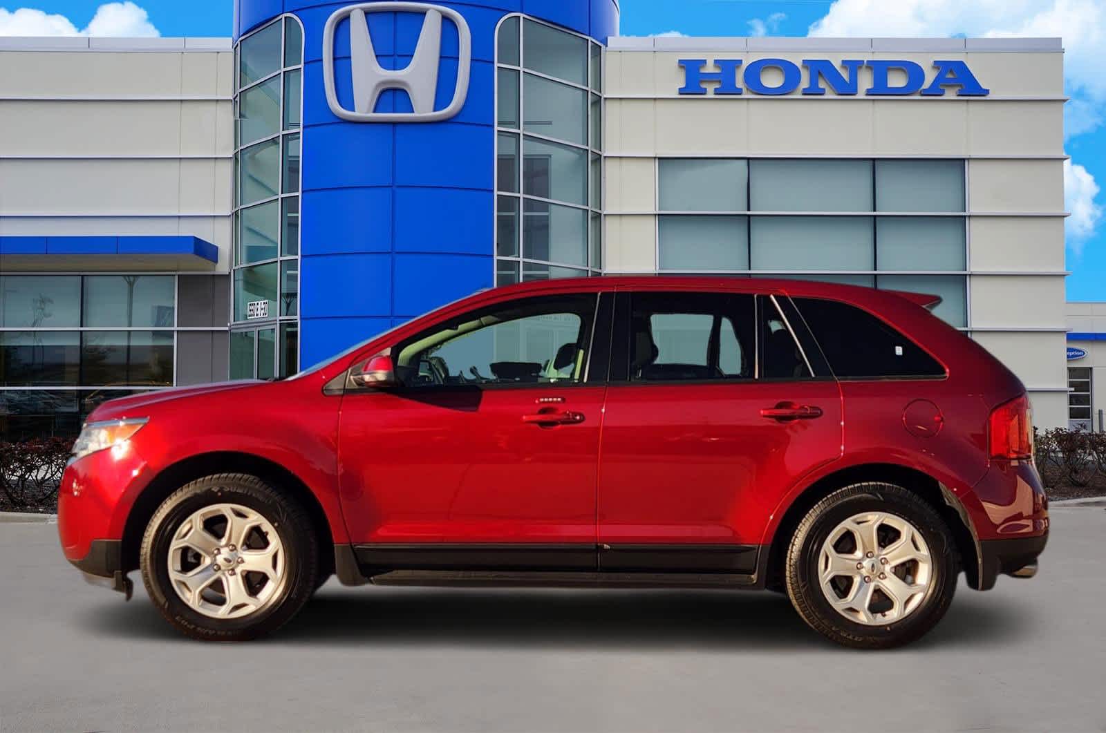 Thumbnail: 2014 Ford Edge - 3