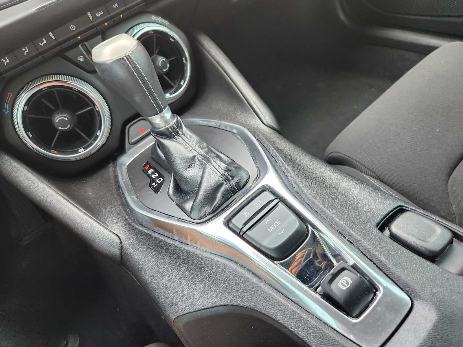 Thumbnail: 2017 Chevrolet Camaro - 16
