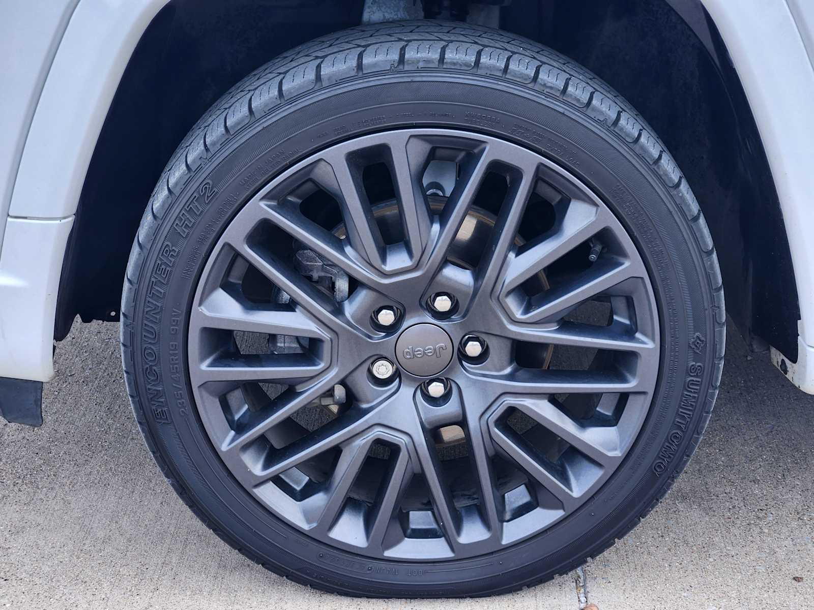 Thumbnail: 2022 Jeep Compass - 11