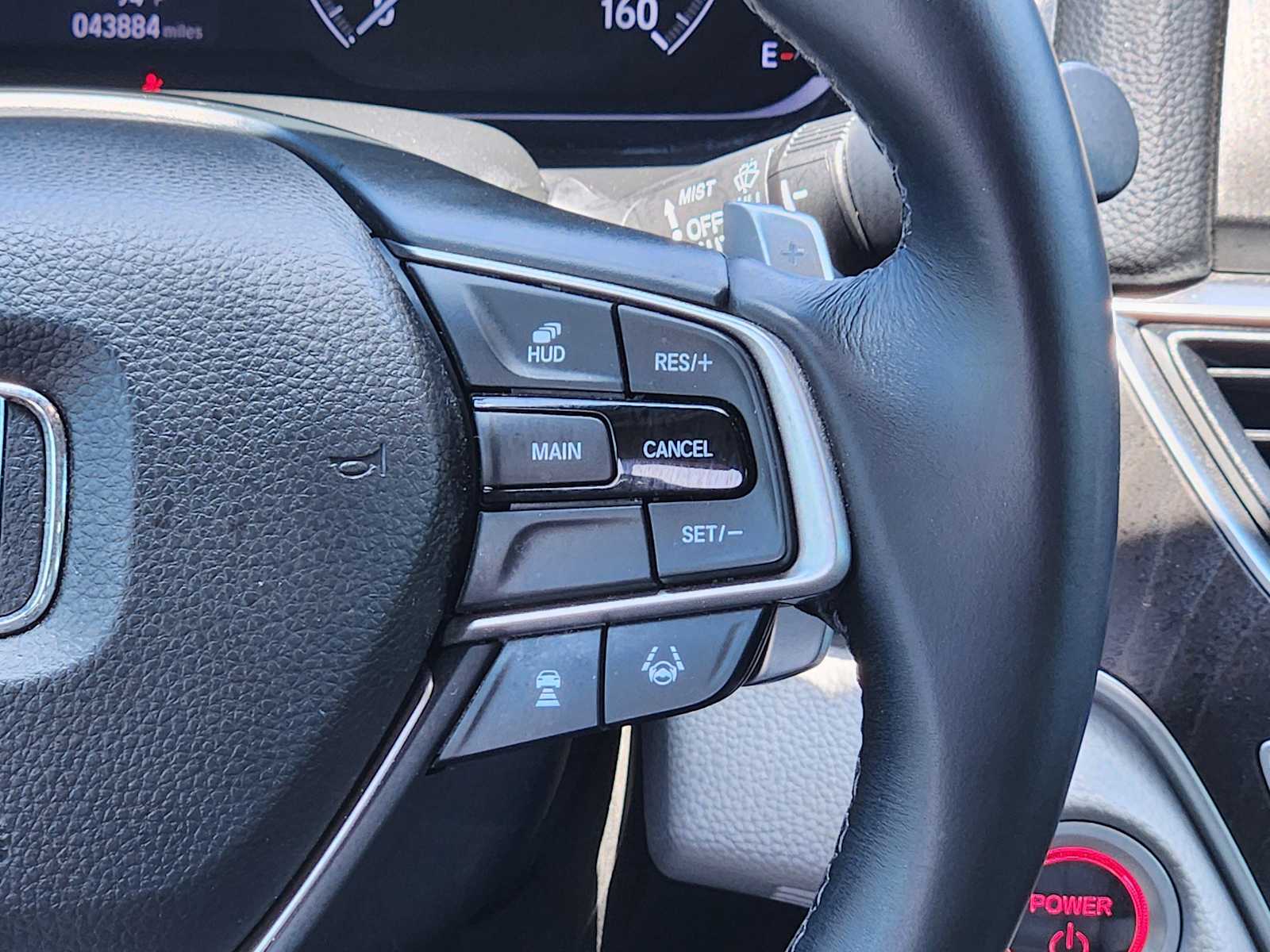 2019 Honda Accord Touring 33