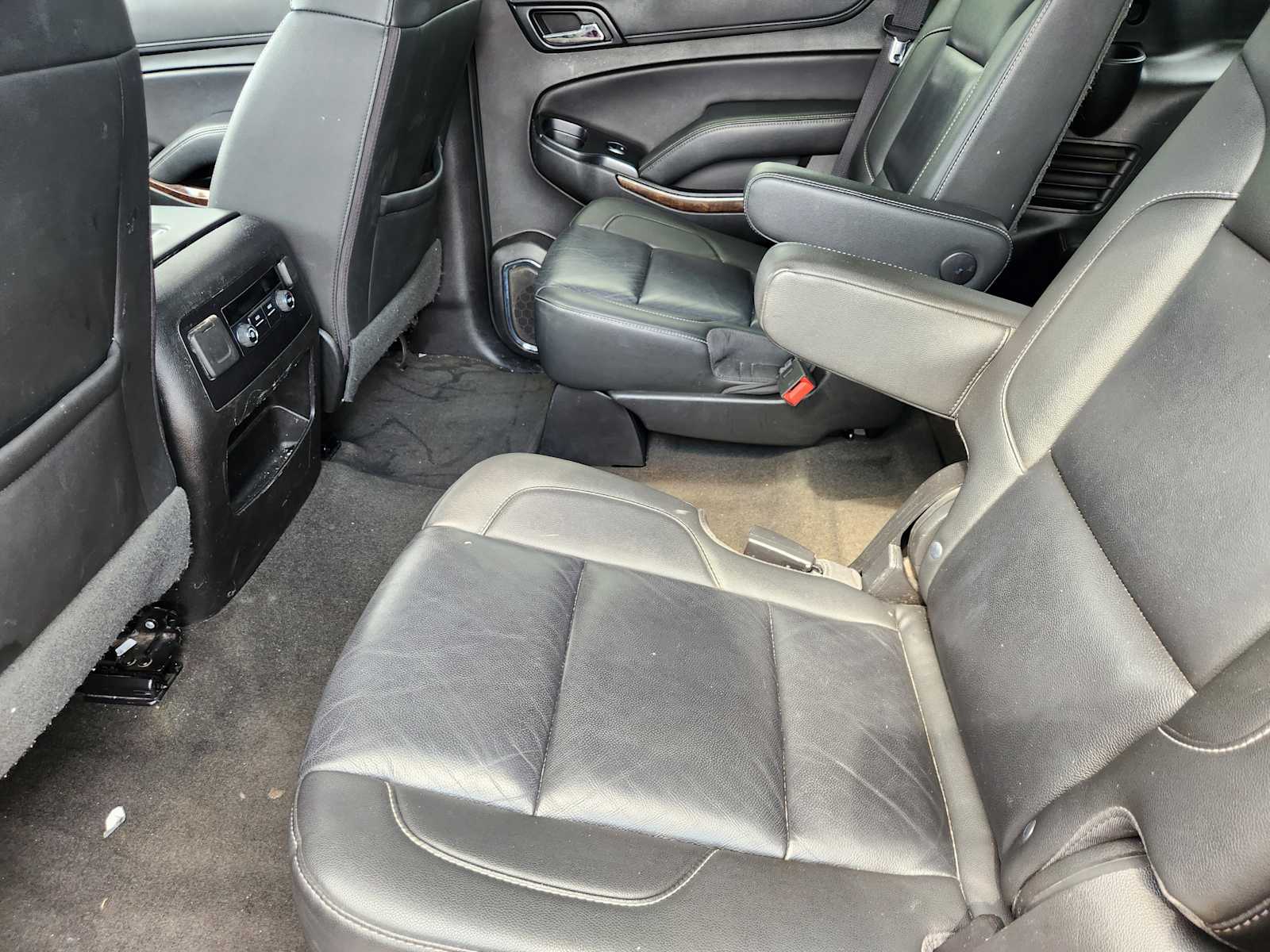 Thumbnail: 2018 Chevrolet Tahoe - 9
