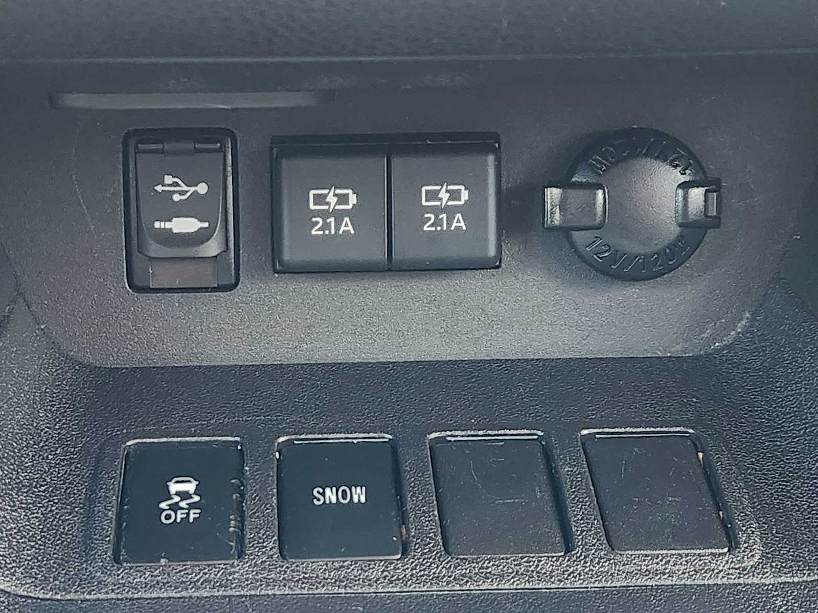 Thumbnail: 2019 Toyota Highlander - 27